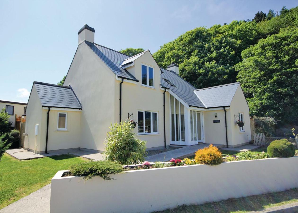 Cardigan Bay Holiday Park Exterior photo