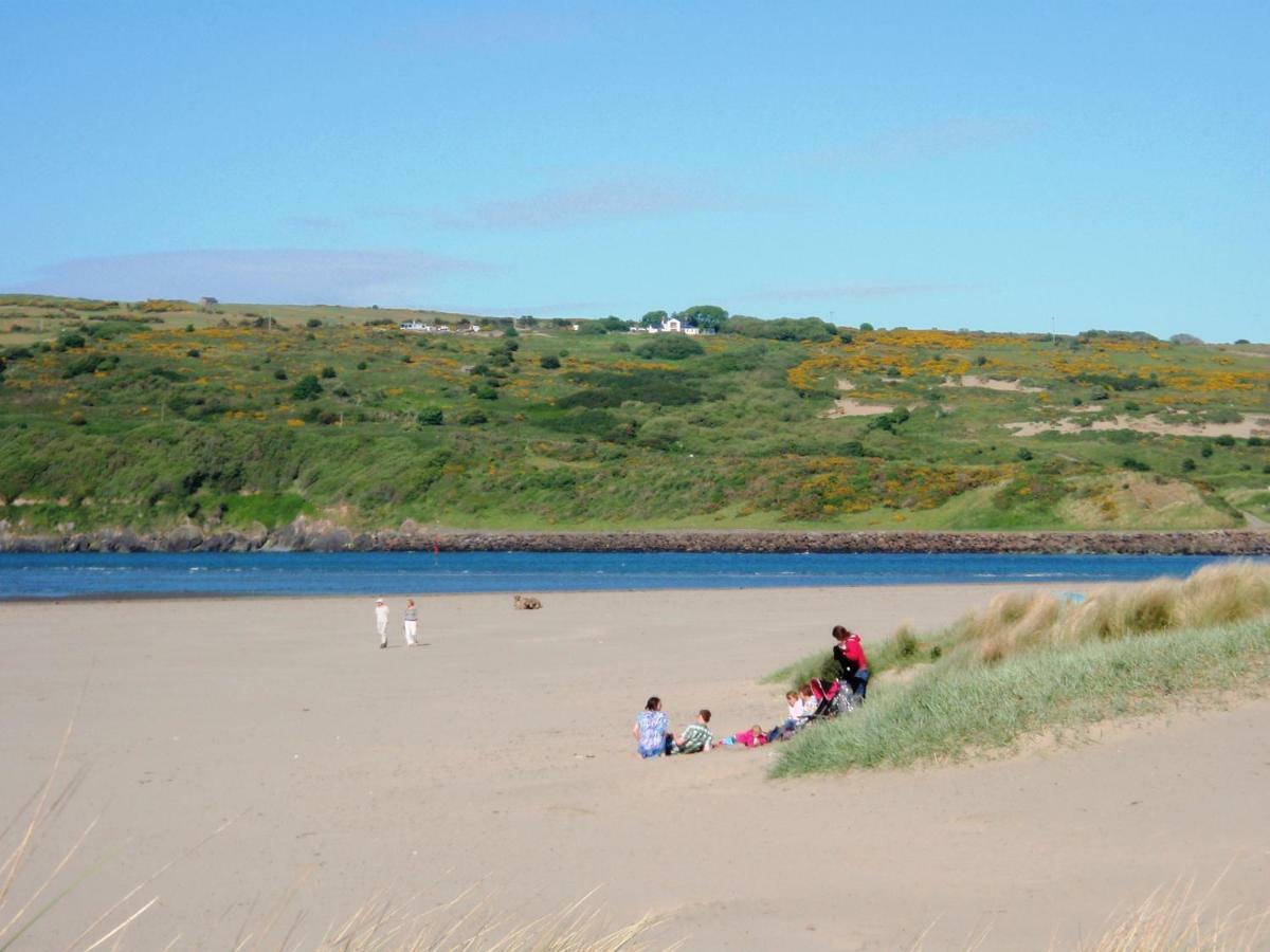 Cardigan Bay Holiday Park Exterior photo